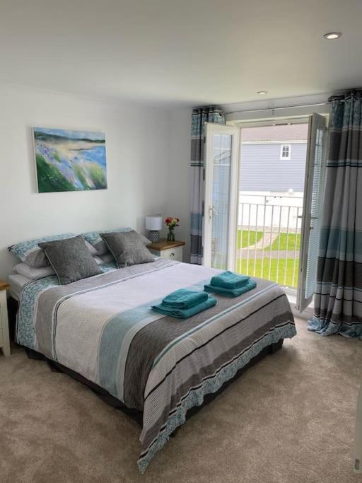 Surf'S Up! Perfect Base For Holidays Or Work In Cornwall St Columb Major Exterior photo